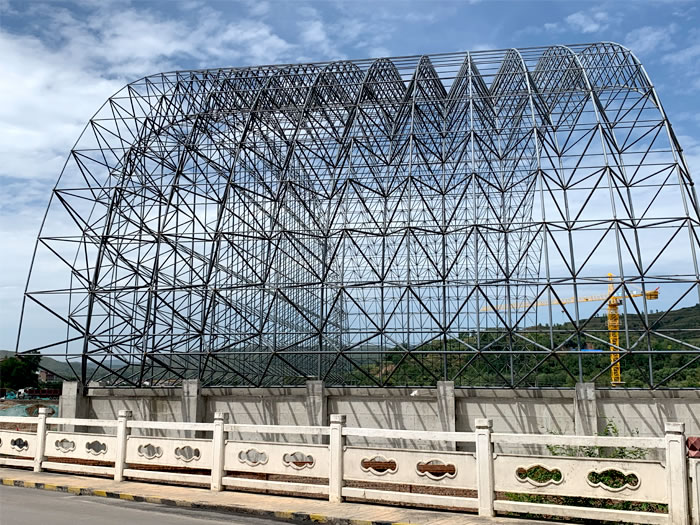 普兰店山寨矿储煤棚网架